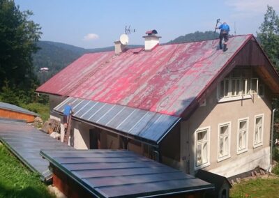 Čištění, nátěry a renovace střech Hradec Králové a celá ČR
